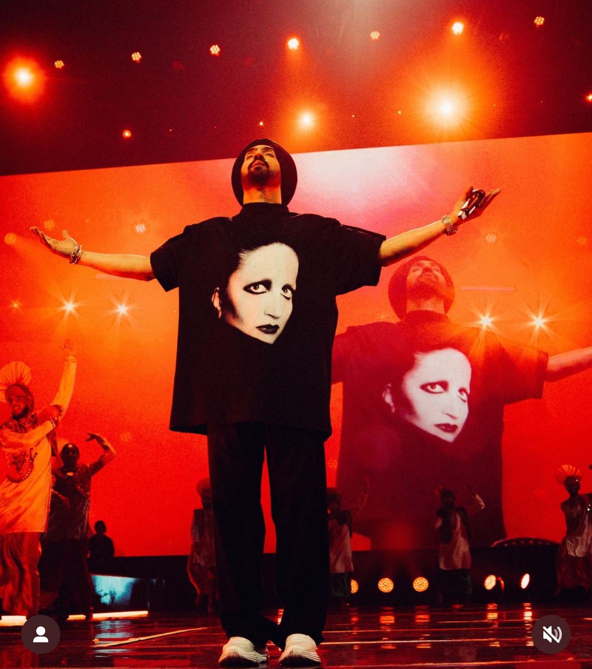 Get the Diljit Look with ShahiVerse's Oversized T-Shirts!